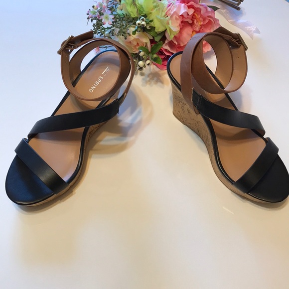 🛑SOLD🛑 Call It Spring Wedges - Picture 2 of 6